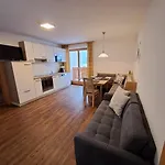 Rabengut Apartament *