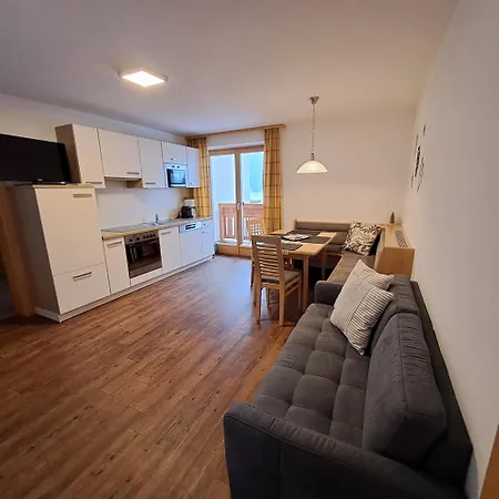 Rabengut Apartment *